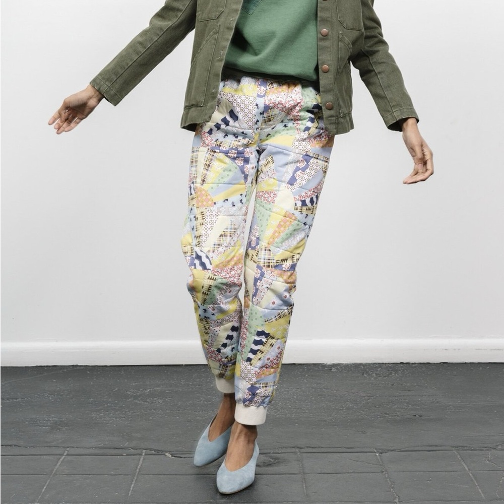 Carleen Quilted Sweatpants Cheater Fan Print Size XS Joggers Patchwork